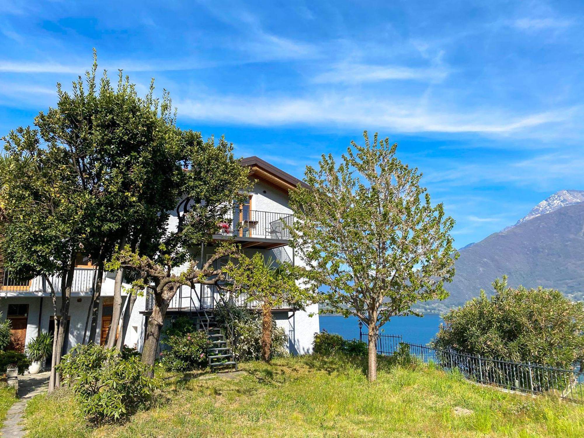 Tre Terre Ferienwohnung Pianello Del Lario Екстериор снимка